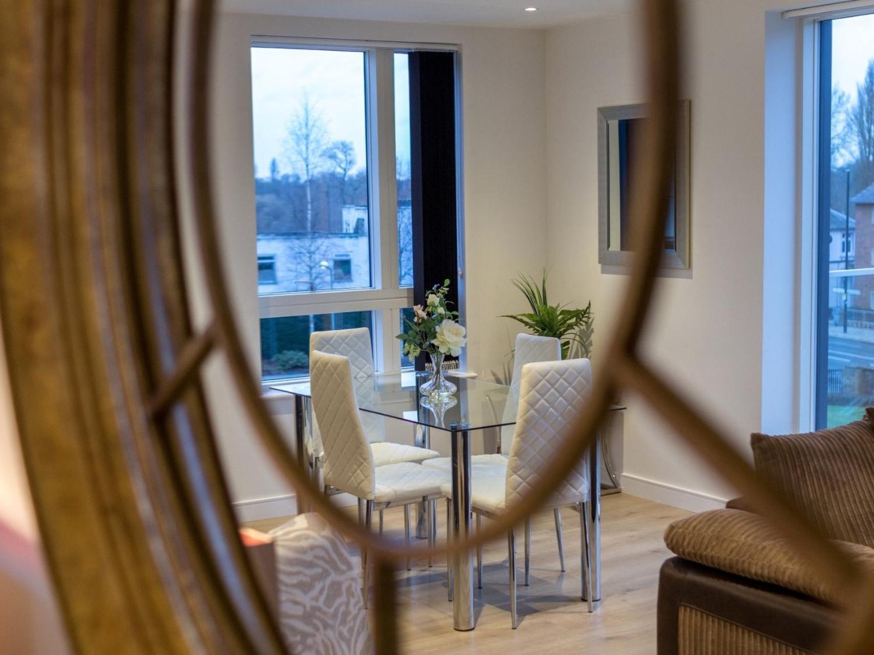 2 Bed Property Close To Heathrow Airport هاونسلو المظهر الخارجي الصورة