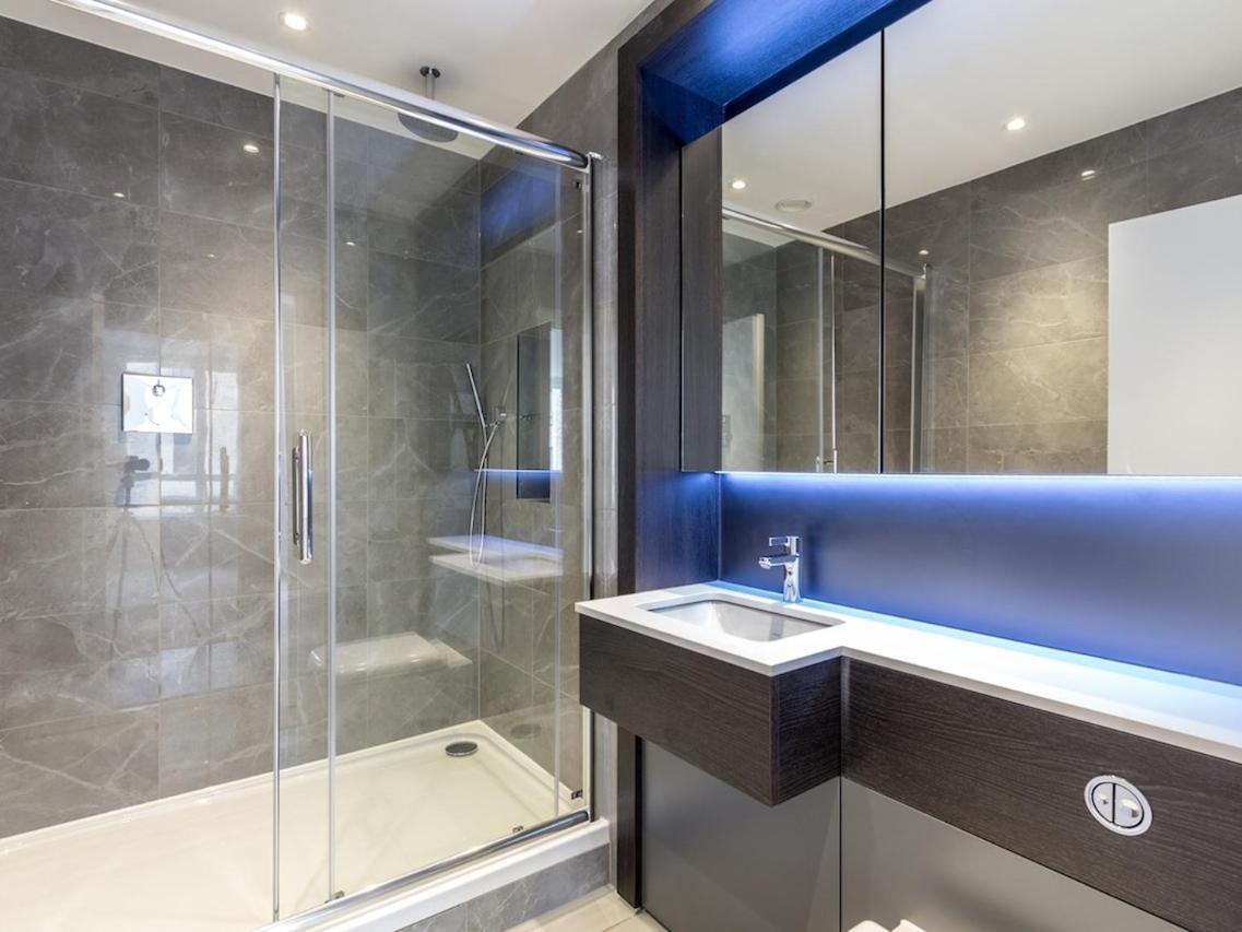 2 Bed Property Close To Heathrow Airport هاونسلو المظهر الخارجي الصورة
